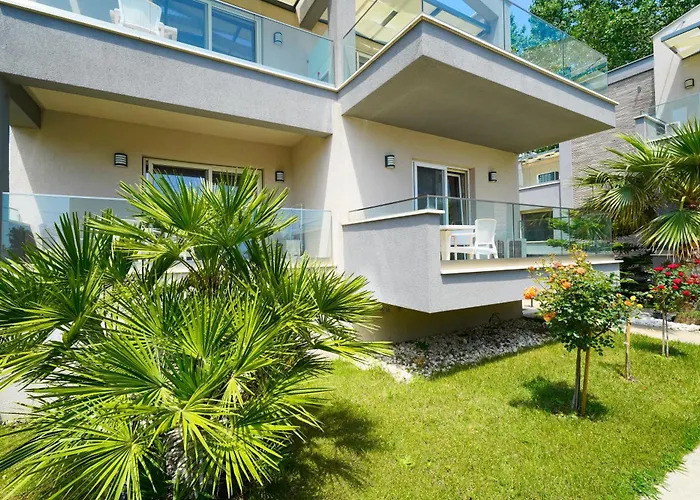 Aparthotel Vereya